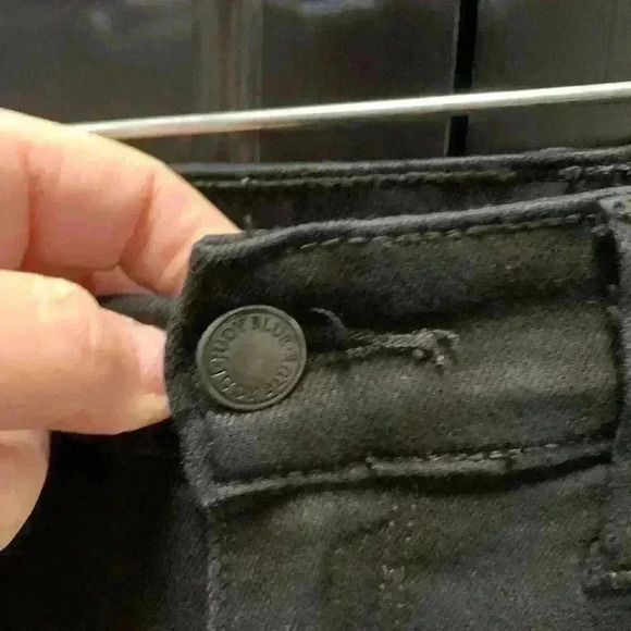 Judy Blue Black Distressed Boyfriend fit size 5/27 Jeans - Picture 3 of 9